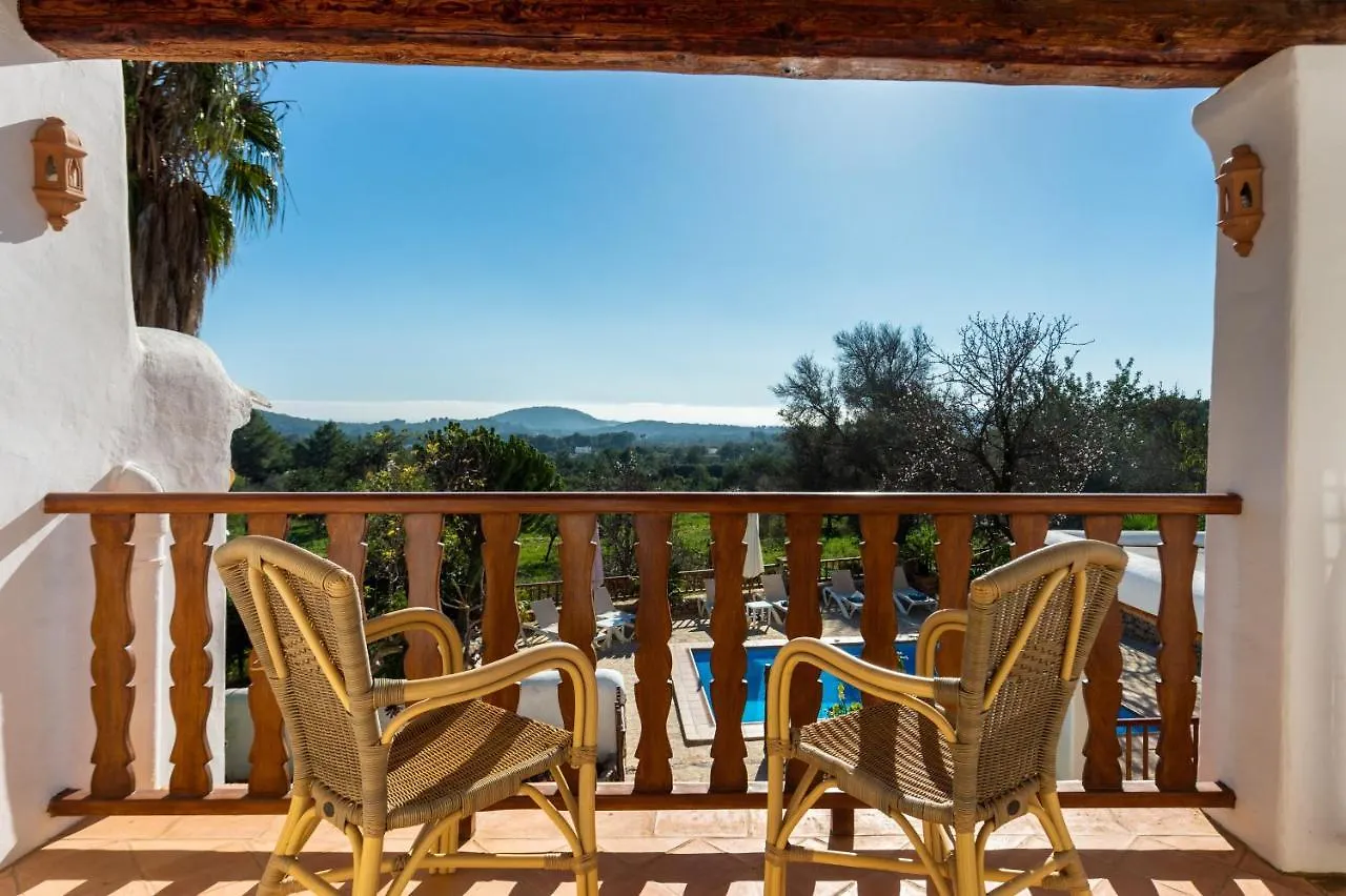 Villa Can Miguel Sant Carles de Peralta